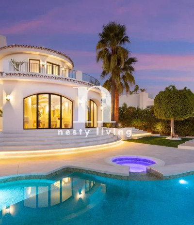 SUPERB MEDITERRANEAN VILLA IN THE HEART OF THE GOLF VALLEY