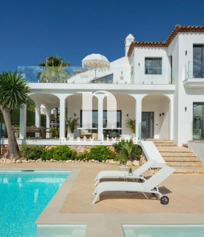 EXQUISITE MEDITERRANEAN VILLA IN NUEVA ANDALUCIA