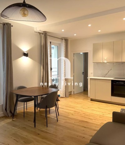 Paris 6 - St Placide - 2 pieces Refait