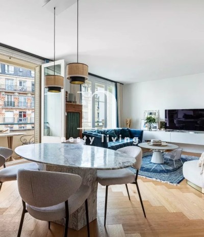 Paris 15 - Quartier Convention - Renové avec Balcon